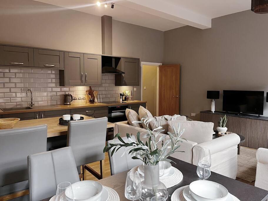 טודמורדן Modern Ground Floor Apartment מראה חיצוני תמונה