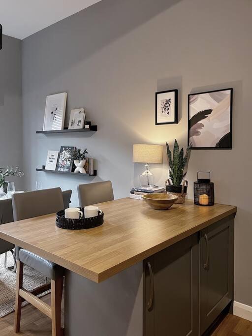 טודמורדן Modern Ground Floor Apartment מראה חיצוני תמונה